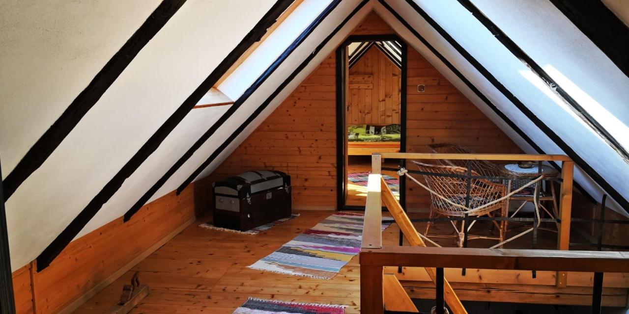 Drevenica Pod Tlstou Guest House Blatnica Екстериор снимка