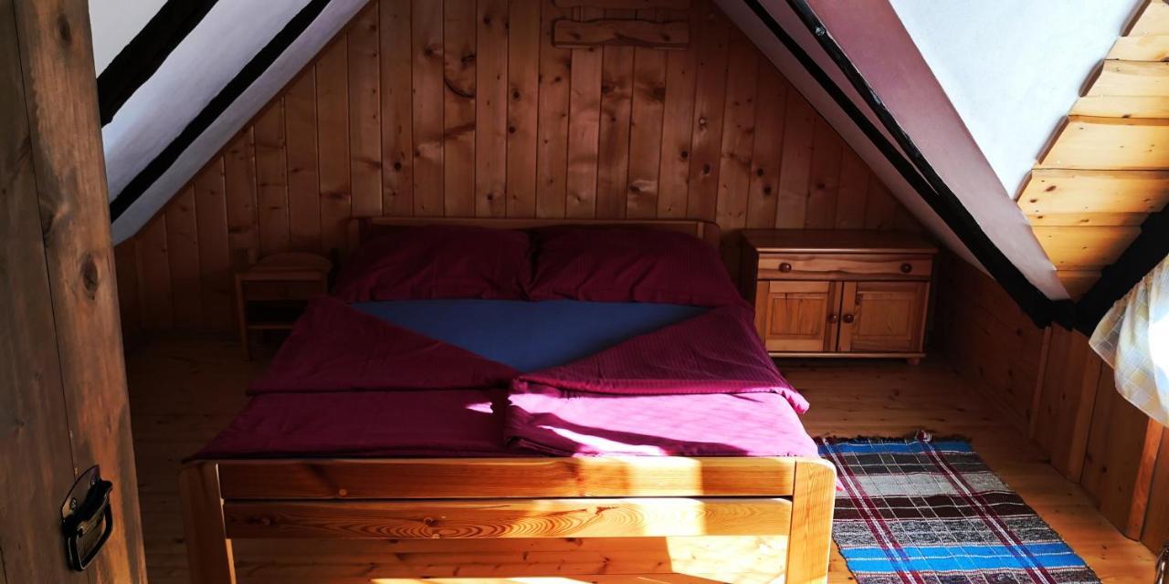 Drevenica Pod Tlstou Guest House Blatnica Екстериор снимка